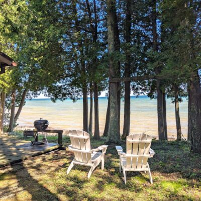 Whispering Pines Romantic Lakefront Cabin