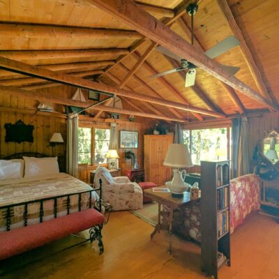 Whispering Pines Romantic Lakefront Cabin