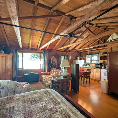 Whispering Pines Romantic Lakefront Cabin