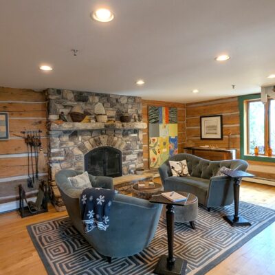 Camp Door-Beautiful Waterfront Home